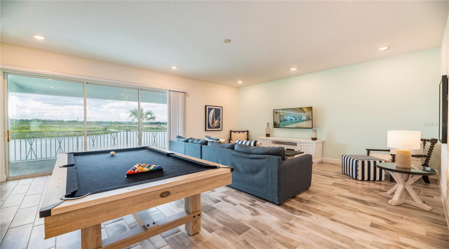 KISSIMMEE, Florida 34747, 6 Bedrooms Bedrooms, ,6 BathroomsBathrooms,Residential,For Sale,SURF,0,MFRO6361261