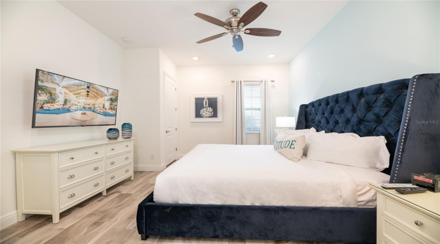 KISSIMMEE, Florida 34747, 6 Bedrooms Bedrooms, ,6 BathroomsBathrooms,Residential,For Sale,SURF,0,MFRO6361261