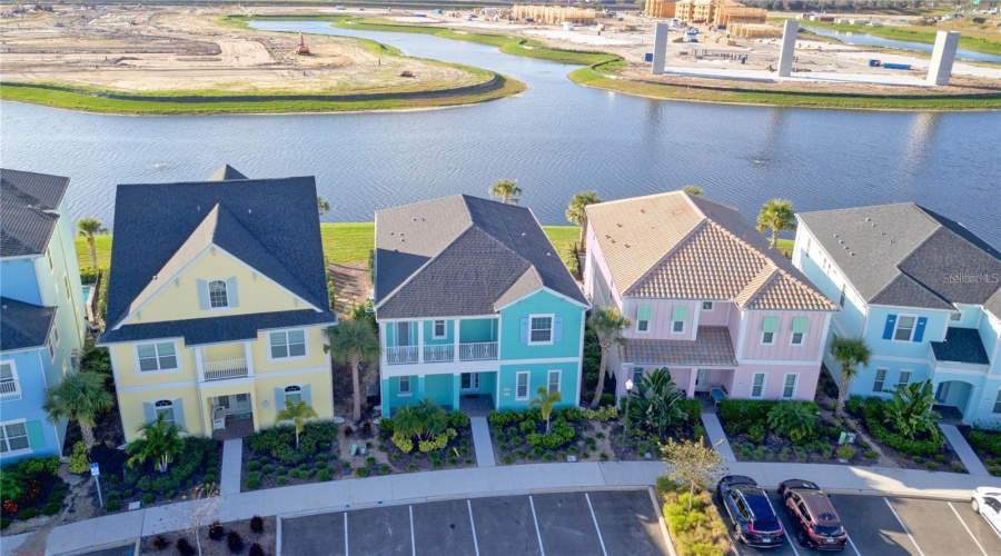 KISSIMMEE, Florida 34747, 6 Bedrooms Bedrooms, ,6 BathroomsBathrooms,Residential,For Sale,SURF,0,MFRO6361261