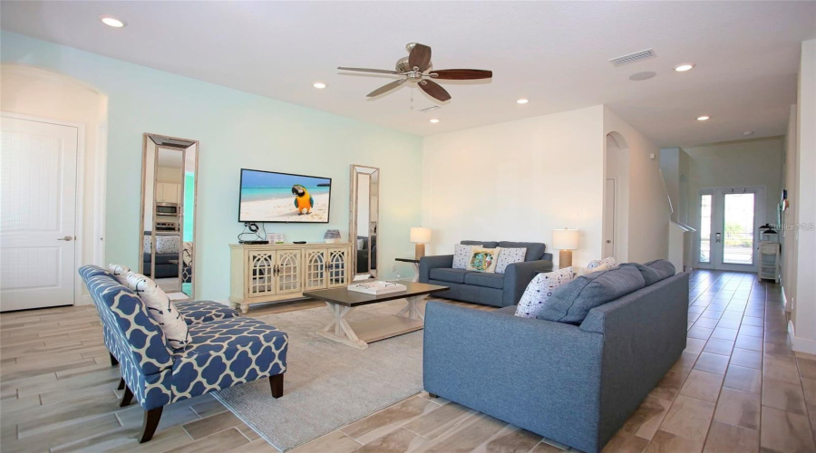 KISSIMMEE, Florida 34747, 6 Bedrooms Bedrooms, ,6 BathroomsBathrooms,Residential,For Sale,SURF,0,MFRO6361261