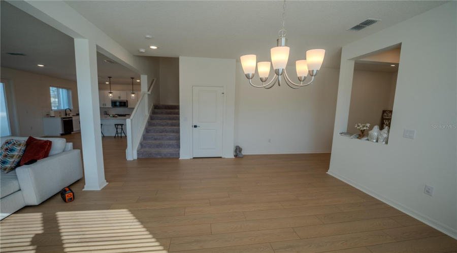 DAVENPORT, Florida 33896, 5 Bedrooms Bedrooms, ,3 BathroomsBathrooms,Residential,For Sale,WESTSIDE HILLS,0,MFRG5104626