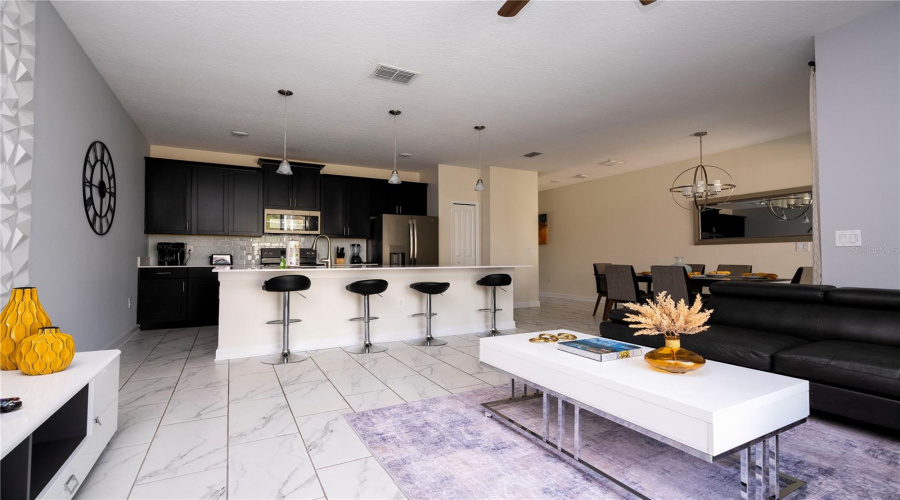 DAVENPORT, Florida 33896, 4 Bedrooms Bedrooms, ,3 BathroomsBathrooms,Residential,For Sale,CABOT CLIFFS,0,MFRO6361333