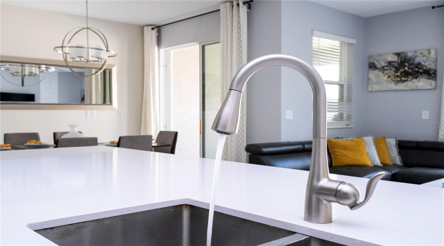 DAVENPORT, Florida 33896, 4 Bedrooms Bedrooms, ,3 BathroomsBathrooms,Residential,For Sale,CABOT CLIFFS,0,MFRO6361333