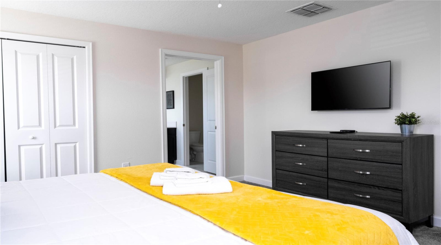 DAVENPORT, Florida 33896, 4 Bedrooms Bedrooms, ,3 BathroomsBathrooms,Residential,For Sale,CABOT CLIFFS,0,MFRO6361333