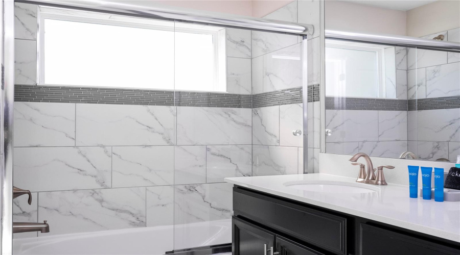 DAVENPORT, Florida 33896, 4 Bedrooms Bedrooms, ,3 BathroomsBathrooms,Residential,For Sale,CABOT CLIFFS,0,MFRO6361333