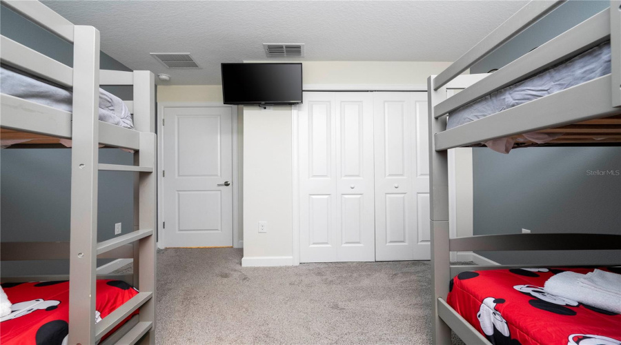 DAVENPORT, Florida 33896, 4 Bedrooms Bedrooms, ,3 BathroomsBathrooms,Residential,For Sale,CABOT CLIFFS,0,MFRO6361333