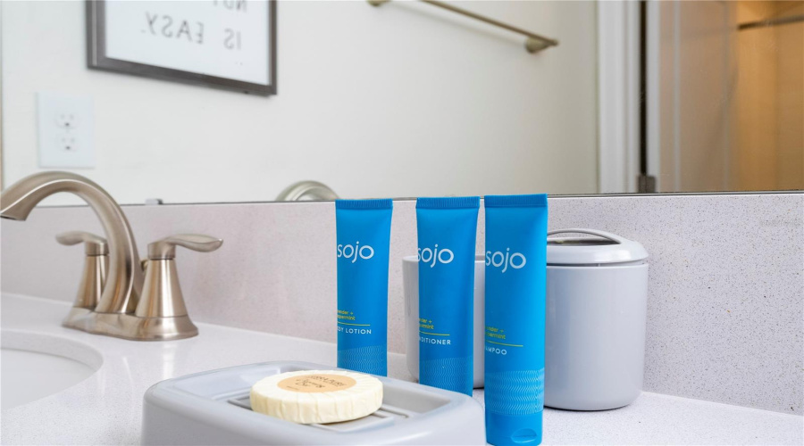 DAVENPORT, Florida 33896, 4 Bedrooms Bedrooms, ,3 BathroomsBathrooms,Residential,For Sale,CABOT CLIFFS,0,MFRO6361333