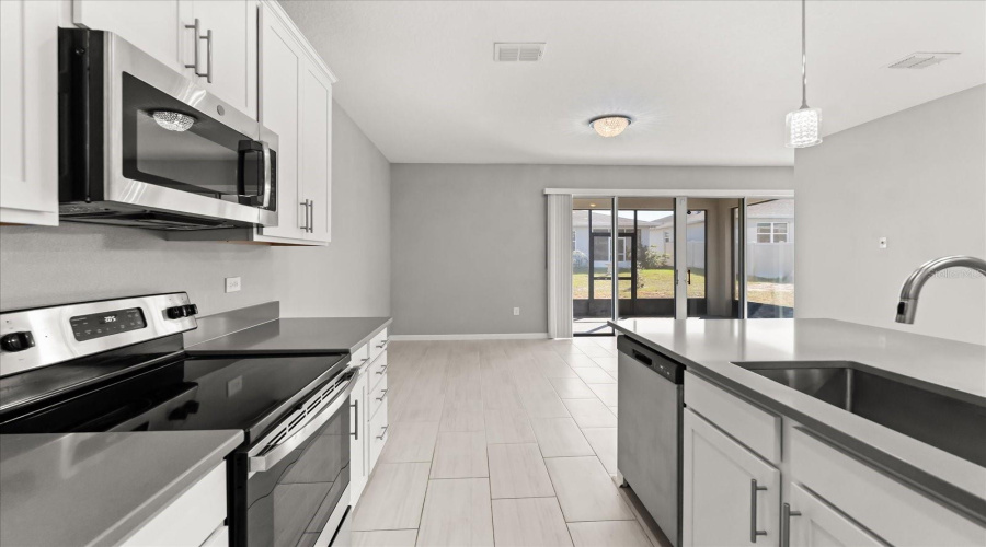 DAVENPORT, Florida 33837, 3 Bedrooms Bedrooms, ,2 BathroomsBathrooms,Residential,For Sale,CHICKASAW,0,MFRO6361234