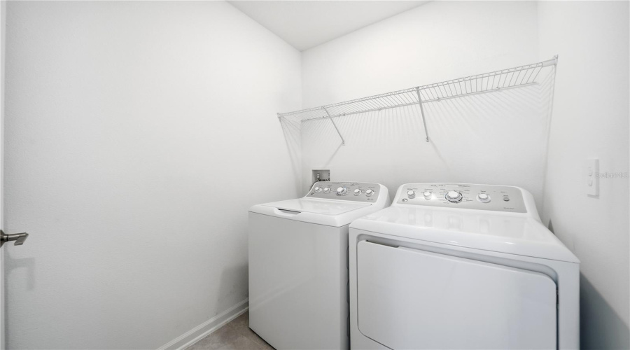 DAVENPORT, Florida 33896, 2 Bedrooms Bedrooms, ,2 BathroomsBathrooms,Residential,For Sale,CABOT CLIFFS,0,MFRS5138751