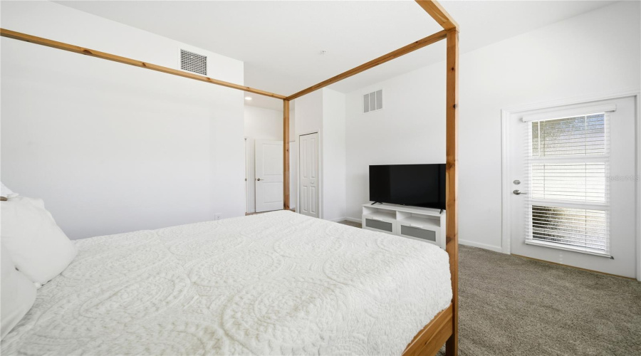 DAVENPORT, Florida 33896, 2 Bedrooms Bedrooms, ,2 BathroomsBathrooms,Residential,For Sale,CABOT CLIFFS,0,MFRS5138751