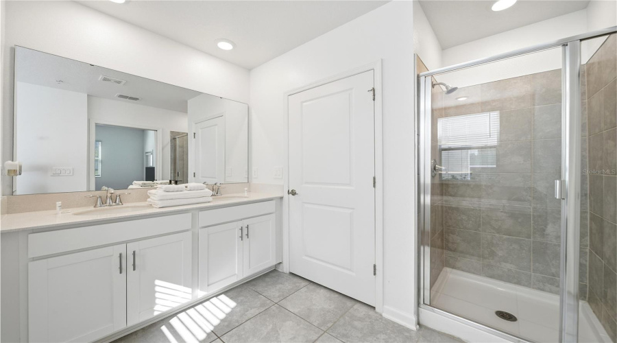 DAVENPORT, Florida 33896, 2 Bedrooms Bedrooms, ,2 BathroomsBathrooms,Residential,For Sale,CABOT CLIFFS,0,MFRS5138751