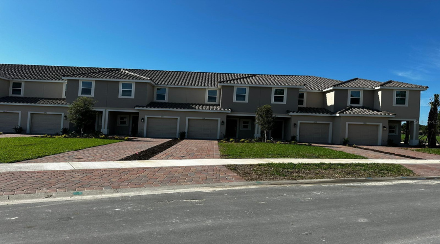 KISSIMMEE, Florida 34746, 3 Bedrooms Bedrooms, ,2 BathroomsBathrooms,Residential,For Sale,LAGO VISTA,0,MFRO6360647