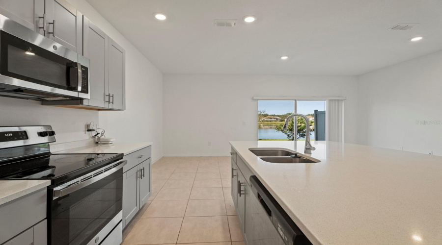 KISSIMMEE, Florida 34746, 3 Bedrooms Bedrooms, ,2 BathroomsBathrooms,Residential,For Sale,LANDING NET,0,MFRO6360631