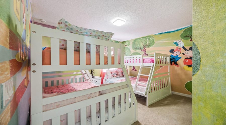 DAVENPORT, Florida 33837, 13 Bedrooms Bedrooms, ,10 BathroomsBathrooms,Residential,For Sale,OAK GREEN,0,MFRO6359027