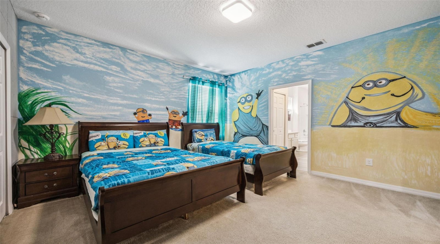 DAVENPORT, Florida 33837, 13 Bedrooms Bedrooms, ,10 BathroomsBathrooms,Residential,For Sale,OAK GREEN,0,MFRO6359027