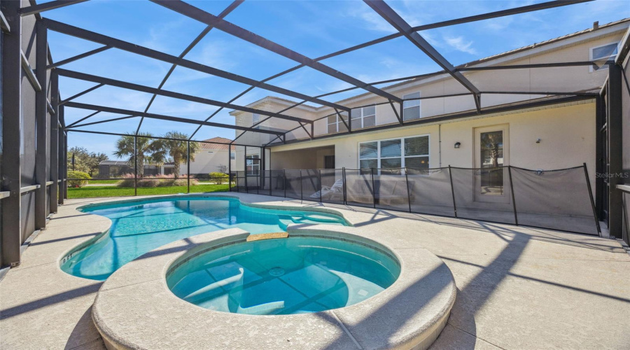 DAVENPORT, Florida 33837, 13 Bedrooms Bedrooms, ,10 BathroomsBathrooms,Residential,For Sale,OAK GREEN,0,MFRO6359027