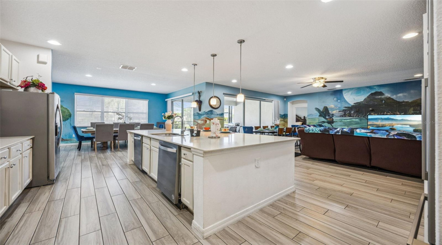 DAVENPORT, Florida 33837, 13 Bedrooms Bedrooms, ,10 BathroomsBathrooms,Residential,For Sale,OAK GREEN,0,MFRO6359027