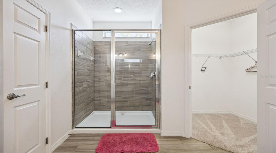 DAVENPORT, Florida 33837, 13 Bedrooms Bedrooms, ,10 BathroomsBathrooms,Residential,For Sale,OAK GREEN,0,MFRO6359027