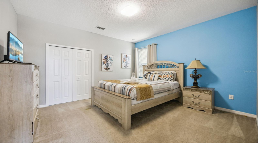 DAVENPORT, Florida 33837, 13 Bedrooms Bedrooms, ,10 BathroomsBathrooms,Residential,For Sale,OAK GREEN,0,MFRO6359027