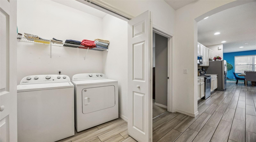 DAVENPORT, Florida 33837, 13 Bedrooms Bedrooms, ,10 BathroomsBathrooms,Residential,For Sale,OAK GREEN,0,MFRO6359027