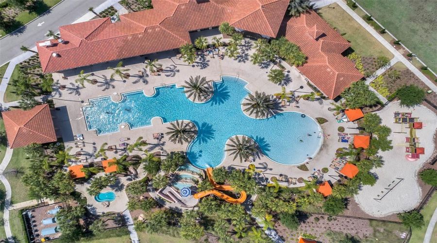 DAVENPORT, Florida 33837, 13 Bedrooms Bedrooms, ,10 BathroomsBathrooms,Residential,For Sale,OAK GREEN,0,MFRO6359027