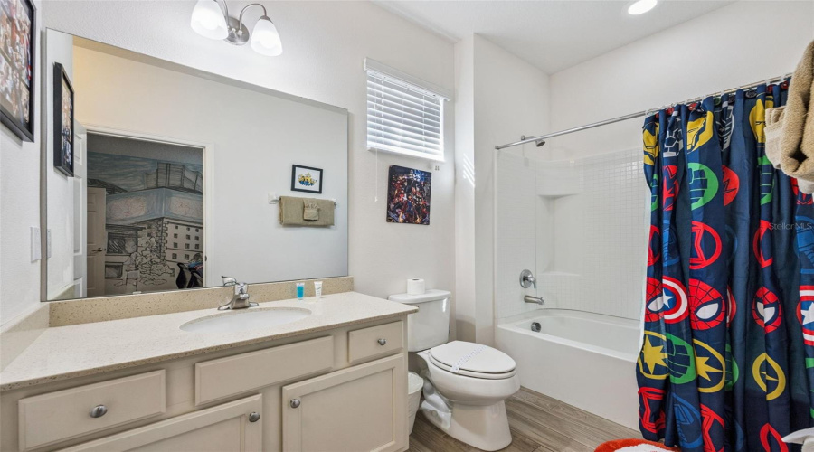 DAVENPORT, Florida 33837, 13 Bedrooms Bedrooms, ,10 BathroomsBathrooms,Residential,For Sale,OAK GREEN,0,MFRO6359027