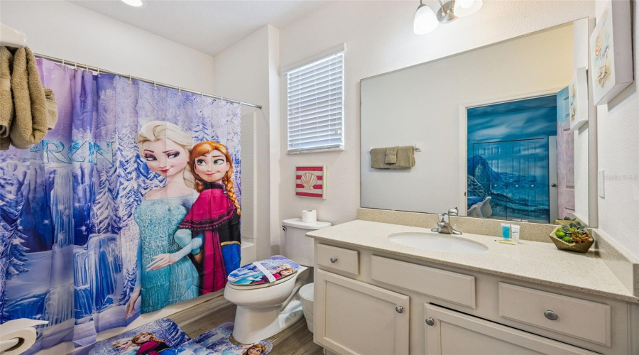 DAVENPORT, Florida 33837, 13 Bedrooms Bedrooms, ,10 BathroomsBathrooms,Residential,For Sale,OAK GREEN,0,MFRO6359027