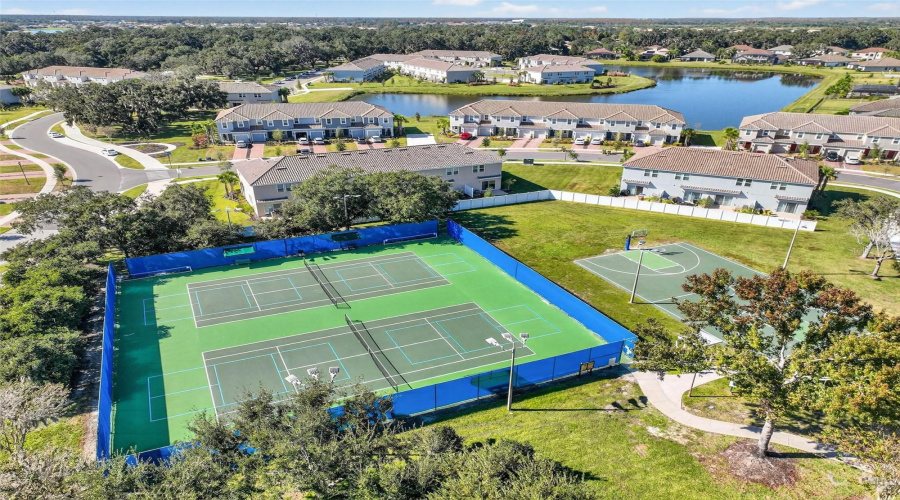 KISSIMMEE, Florida 34746, 3 Bedrooms Bedrooms, ,2 BathroomsBathrooms,Residential,For Sale,MAIN HARBOR,0,MFRO6359944