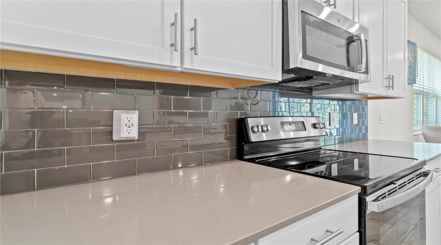 DAVENPORT, Florida 33837, 5 Bedrooms Bedrooms, ,3 BathroomsBathrooms,Residential,For Sale,CAMDEN,0,MFRO6361361