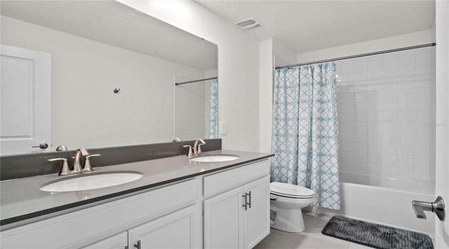 DAVENPORT, Florida 33837, 5 Bedrooms Bedrooms, ,3 BathroomsBathrooms,Residential,For Sale,CAMDEN,0,MFRO6361361