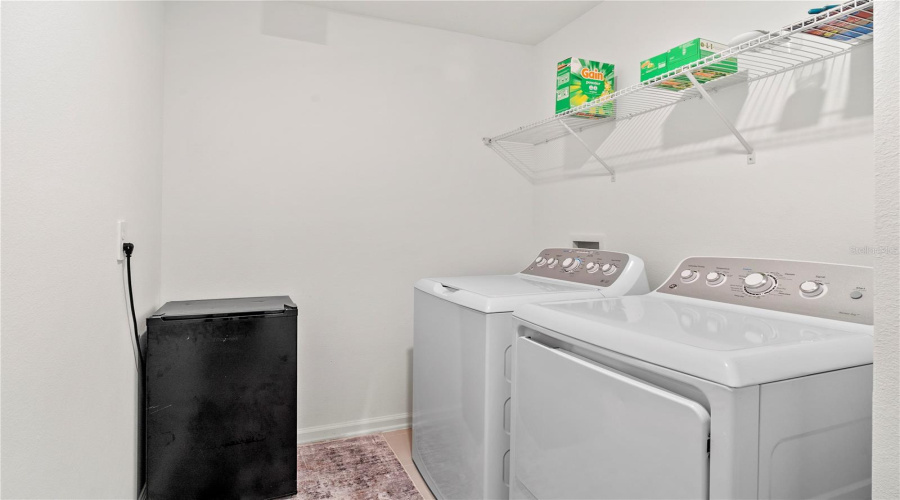 DAVENPORT, Florida 33837, 5 Bedrooms Bedrooms, ,3 BathroomsBathrooms,Residential,For Sale,CAMDEN,0,MFRO6361361