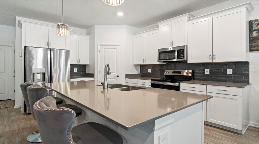 DAVENPORT, Florida 33837, 5 Bedrooms Bedrooms, ,3 BathroomsBathrooms,Residential,For Sale,CAMDEN,0,MFRO6361361