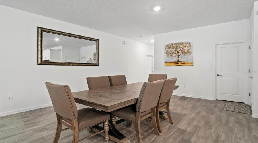 DAVENPORT, Florida 33837, 5 Bedrooms Bedrooms, ,3 BathroomsBathrooms,Residential,For Sale,CAMDEN,0,MFRO6361361