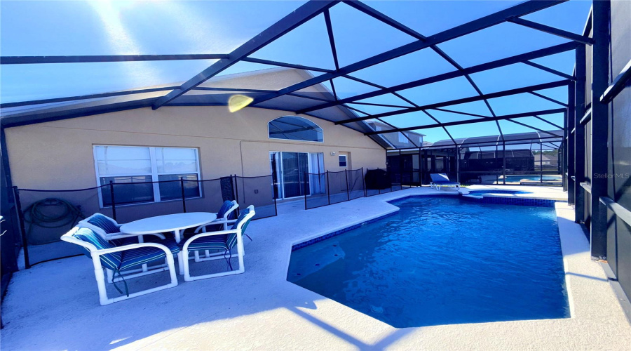 KISSIMMEE, Florida 34747, 4 Bedrooms Bedrooms, ,3 BathroomsBathrooms,Residential,For Sale,SUNRISE KEY,0,MFRO6361527