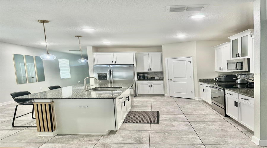 KISSIMMEE, Florida 34746, 3 Bedrooms Bedrooms, ,2 BathroomsBathrooms,Residential,For Sale,ST BERNARD,0,MFRS5137257