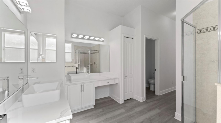 KISSIMMEE, Florida 34746, 4 Bedrooms Bedrooms, ,3 BathroomsBathrooms,Residential,For Sale,THE OAKS,0,MFRO6361402