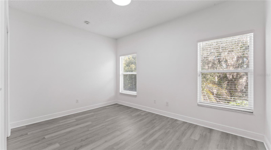 KISSIMMEE, Florida 34746, 4 Bedrooms Bedrooms, ,3 BathroomsBathrooms,Residential,For Sale,THE OAKS,0,MFRO6361402