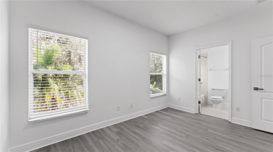 KISSIMMEE, Florida 34746, 4 Bedrooms Bedrooms, ,3 BathroomsBathrooms,Residential,For Sale,THE OAKS,0,MFRO6361402