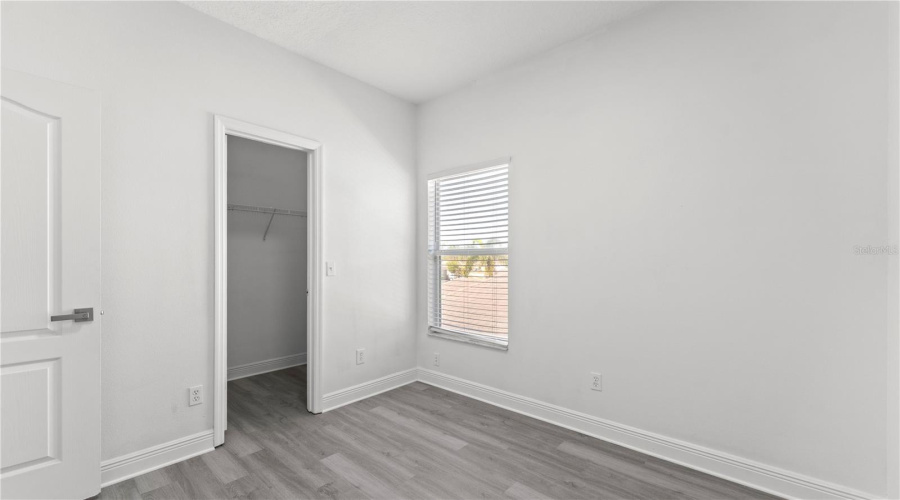 KISSIMMEE, Florida 34746, 4 Bedrooms Bedrooms, ,3 BathroomsBathrooms,Residential,For Sale,THE OAKS,0,MFRO6361402