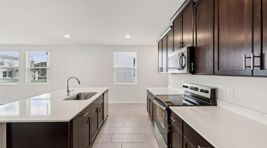 DAVENPORT, Florida 33837, 4 Bedrooms Bedrooms, ,2 BathroomsBathrooms,Residential,For Sale,NATIVE MILE,0,MFRO6359922