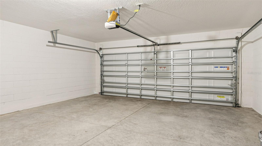 DAVENPORT, Florida 33837, 4 Bedrooms Bedrooms, ,2 BathroomsBathrooms,Residential,For Sale,NATIVE MILE,0,MFRO6359922