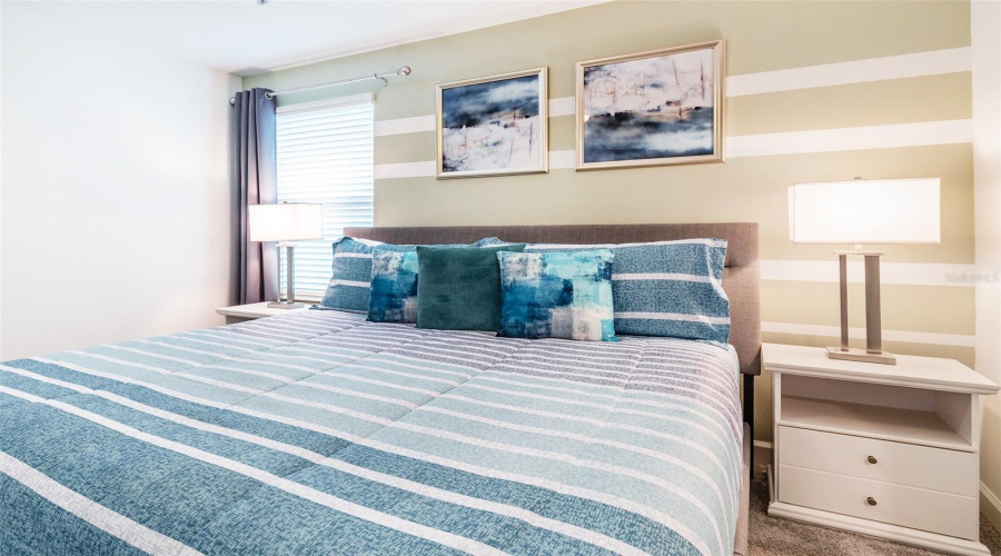 KISSIMMEE, Florida 34746, 8 Bedrooms Bedrooms, ,5 BathroomsBathrooms,Residential,For Sale,OXYMORON,0,MFRO6361628