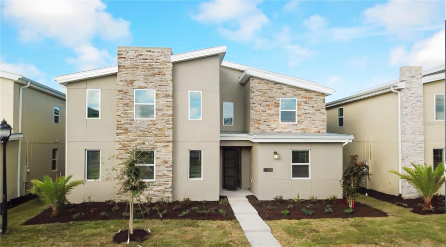 KISSIMMEE, Florida 34746, 8 Bedrooms Bedrooms, ,5 BathroomsBathrooms,Residential,For Sale,OXYMORON,0,MFRO6361628