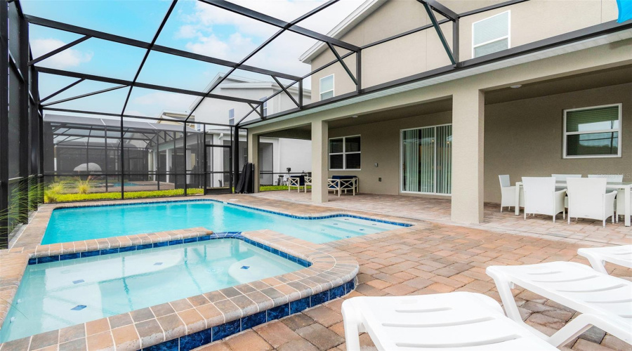 KISSIMMEE, Florida 34746, 8 Bedrooms Bedrooms, ,5 BathroomsBathrooms,Residential,For Sale,OXYMORON,0,MFRO6361628