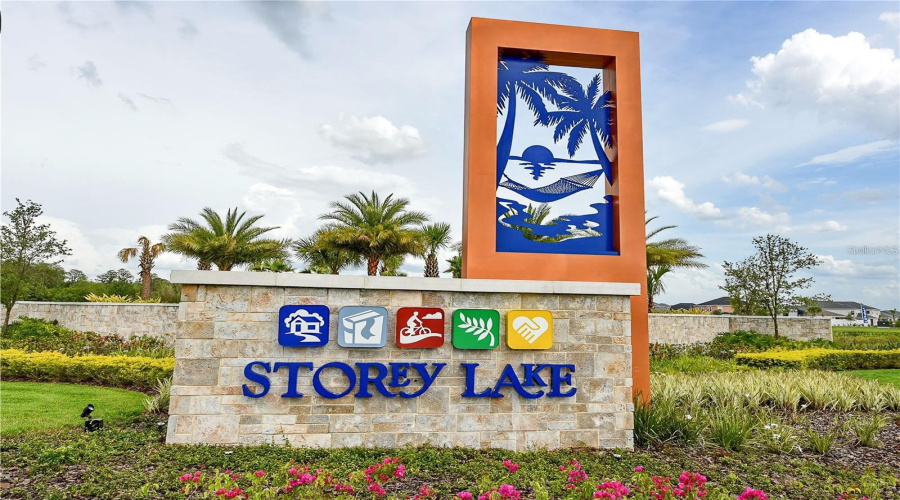 KISSIMMEE, Florida 34746, 8 Bedrooms Bedrooms, ,5 BathroomsBathrooms,Residential,For Sale,OXYMORON,0,MFRO6361628