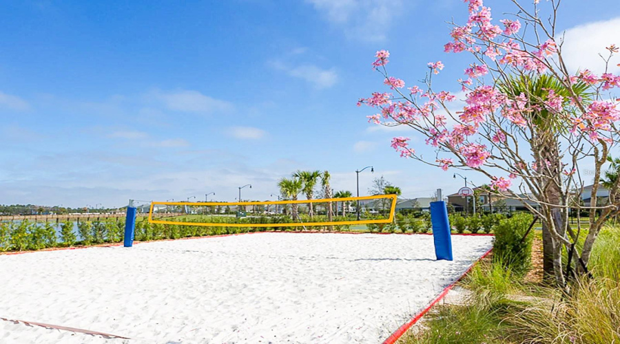 KISSIMMEE, Florida 34746, 8 Bedrooms Bedrooms, ,5 BathroomsBathrooms,Residential,For Sale,OXYMORON,0,MFRO6361628