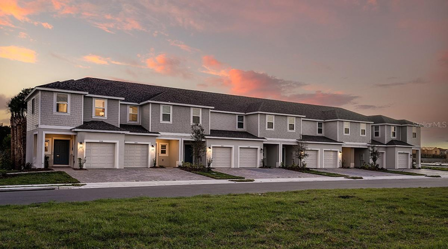 DAVENPORT, Florida 33837, 3 Bedrooms Bedrooms, ,2 BathroomsBathrooms,Residential,For Sale,CANARY,0,MFRS5137311