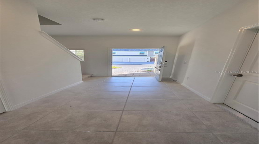 DAVENPORT, Florida 33837, 3 Bedrooms Bedrooms, ,2 BathroomsBathrooms,Residential,For Sale,CANARY,0,MFRS5137311