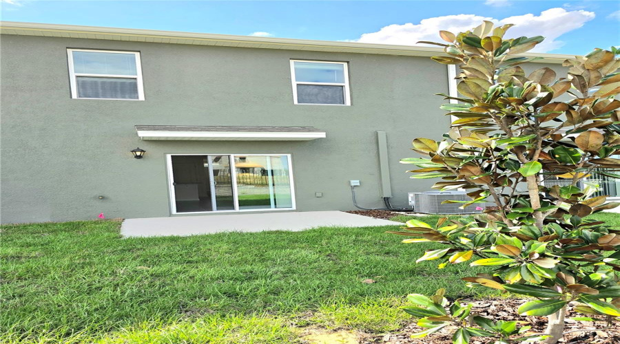 DAVENPORT, Florida 33837, 3 Bedrooms Bedrooms, ,2 BathroomsBathrooms,Residential,For Sale,LUMBER,0,MFRL4957379