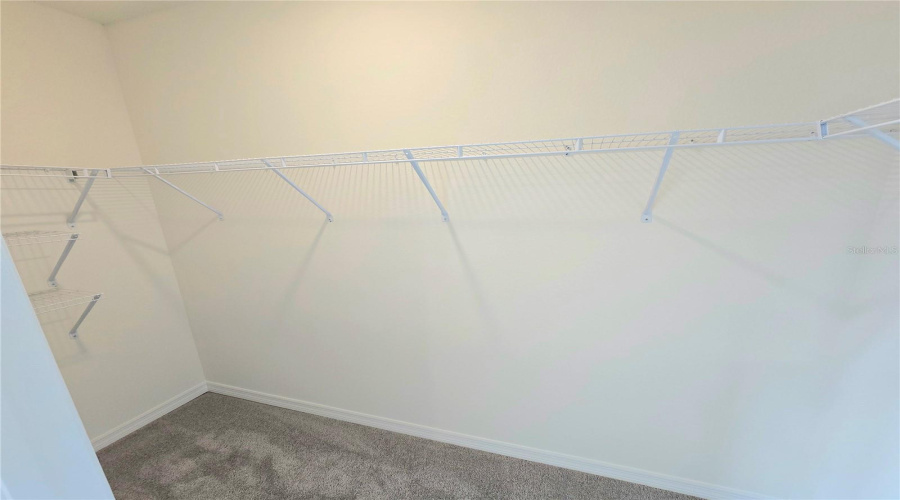 DAVENPORT, Florida 33837, 3 Bedrooms Bedrooms, ,2 BathroomsBathrooms,Residential,For Sale,LUMBER,0,MFRL4957379